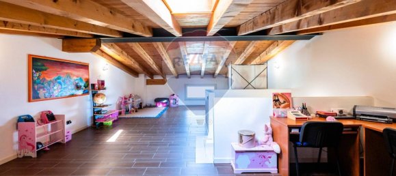 Вилла с 8 комнатами в Изео, Италия № 9248 36