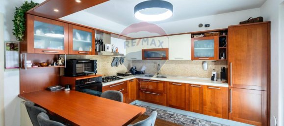 Вилла с 8 комнатами в Изео, Италия № 9248 16