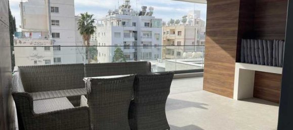 2 bedrooms Apartment in Limassol, Cyprus No. 14047 2