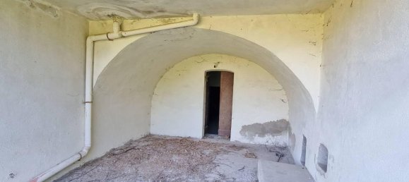 10 rooms House in Castel Baronia, Italy No. 113695 20