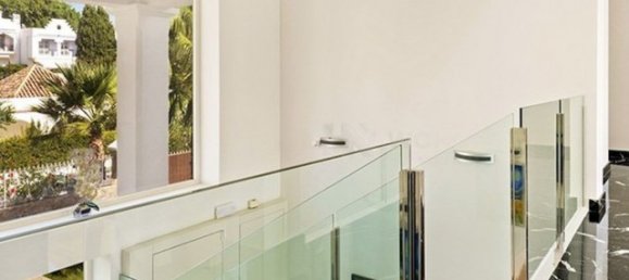 Вилла с 7 спальнями в Марбелья, Испания № 22866 12