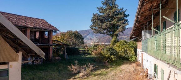 8 rooms House in Verzuolo, Italy No. 25228 10