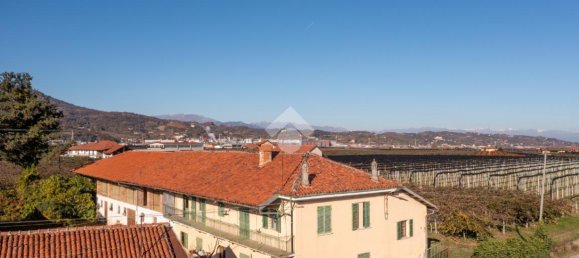 8 rooms House in Verzuolo, Italy No. 25228 5