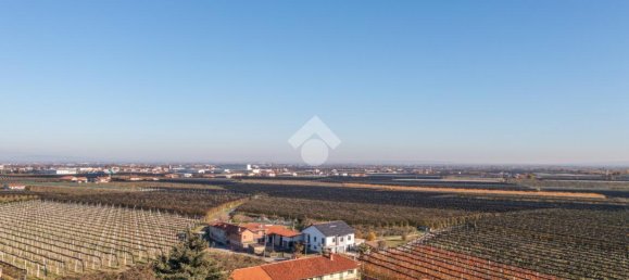 8 rooms House in Verzuolo, Italy No. 25228 15