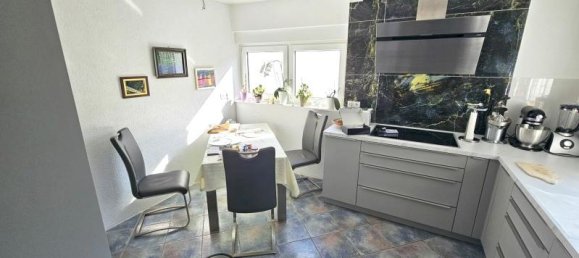 Moradia em banda de 13 divisões em Ludwigshafen am Rhein, Germany N.º 76676 8