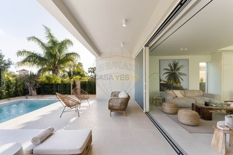 3 bedrooms House in Faro, Portugal No. 150722