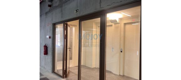 2 chambres Appartement à Porto, Portugal No. 62853 18