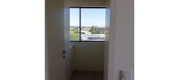 2 chambres Appartement à Porto, Portugal No. 62853 40