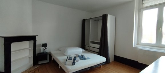 3 chambres Bâtiment à Arras, France No. 59369 7