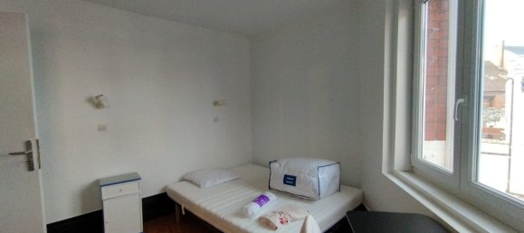 3 chambres Bâtiment à Arras, France No. 59369 10