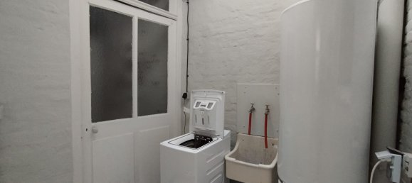 3 chambres Bâtiment à Arras, France No. 59369 11