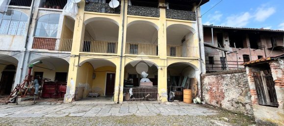 Apartamento de 5 divisões em Castellamonte, Italy N.º 18364 2