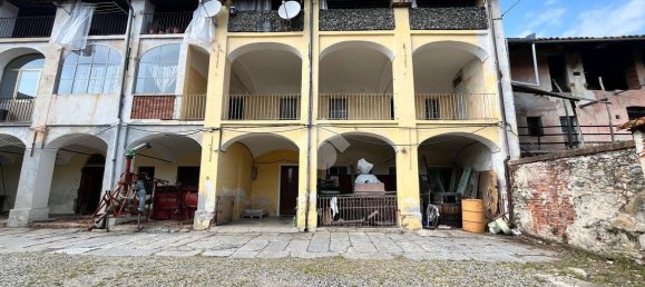 Apartamento de 5 divisões em Castellamonte, Italy N.º 18364 34