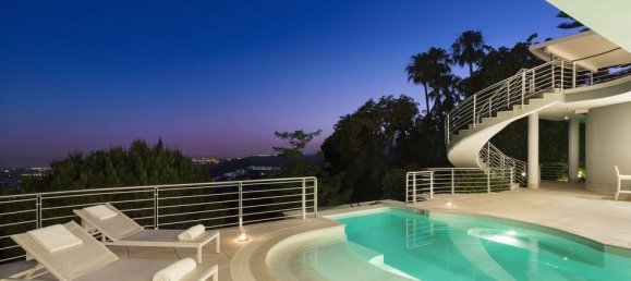 5 bedrooms Villa in Benahavis, Spain No. 19576 12