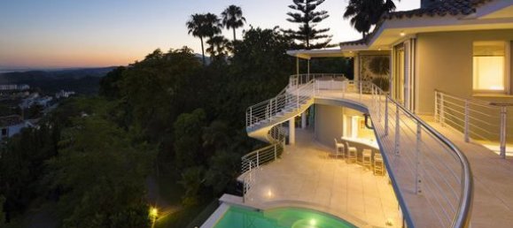 5 bedrooms Villa in Benahavis, Spain No. 19576 11