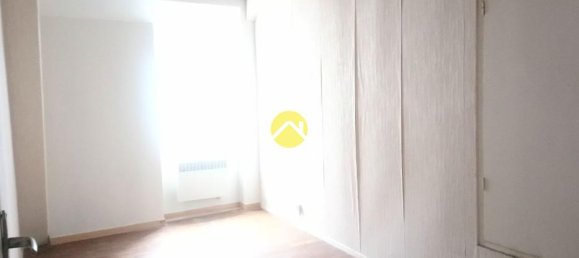 3 Schlafzimmer Haus in Saint-Amand-Montrond, France, Nr. 95173 6