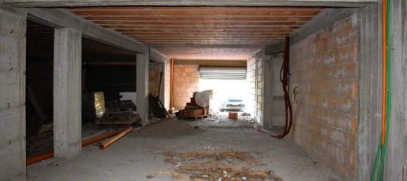 500m² Garage in Paola, Italy No. 273903 14