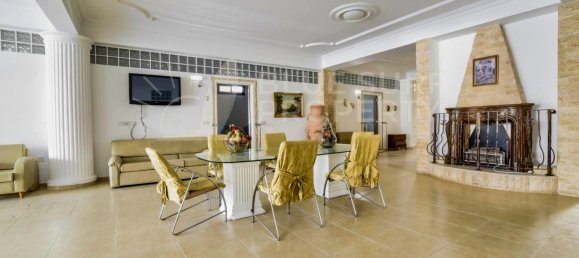 21 غرف نوم فيلا في Deryneia, Cyprus رقم 9235 11
