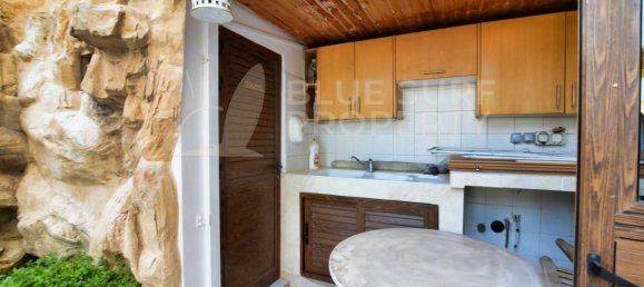21 غرف نوم فيلا في Deryneia, Cyprus رقم 9235 9