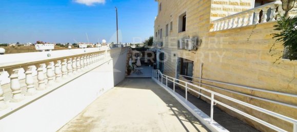 21 غرف نوم فيلا في Deryneia, Cyprus رقم 9235 6