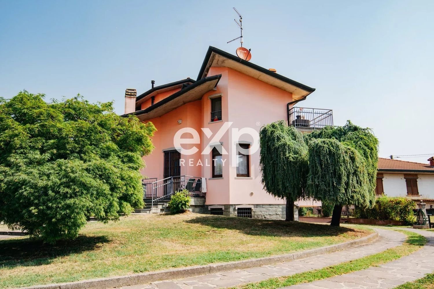8 rooms Villa in Cologno al Serio, Italy No. 338632