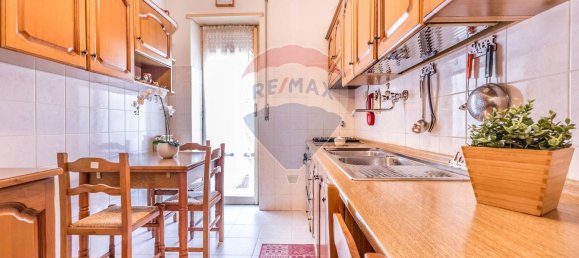 3 Schlafzimmer Wohnung in Rome, Italy, Nr. 372121 9
