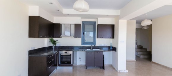 2 bedrooms Apartment in Larnaca, Cyprus No. 23148 3