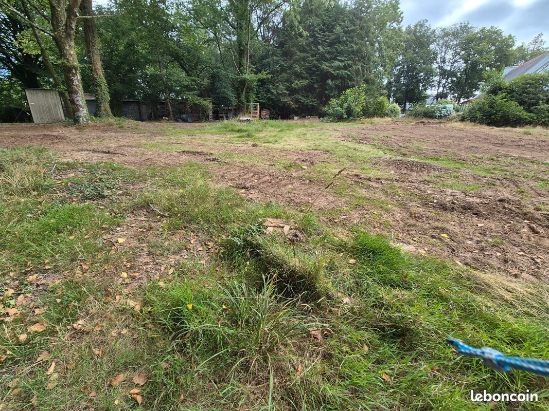 Terreno en Pluvigner, France No. 291093