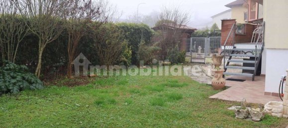 2 bedrooms Apartment in Sarmato, Italy No. 70950 3