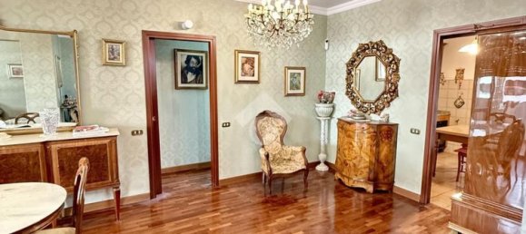 4 rooms Apartment in Rome, Italy No. 264056 23