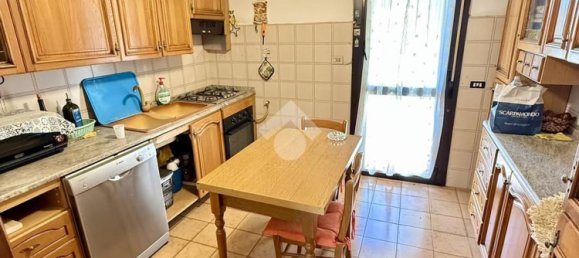 4 rooms Apartment in Rome, Italy No. 264056 11