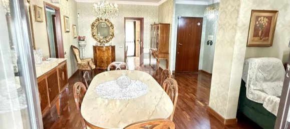4 rooms Apartment in Rome, Italy No. 264056 26