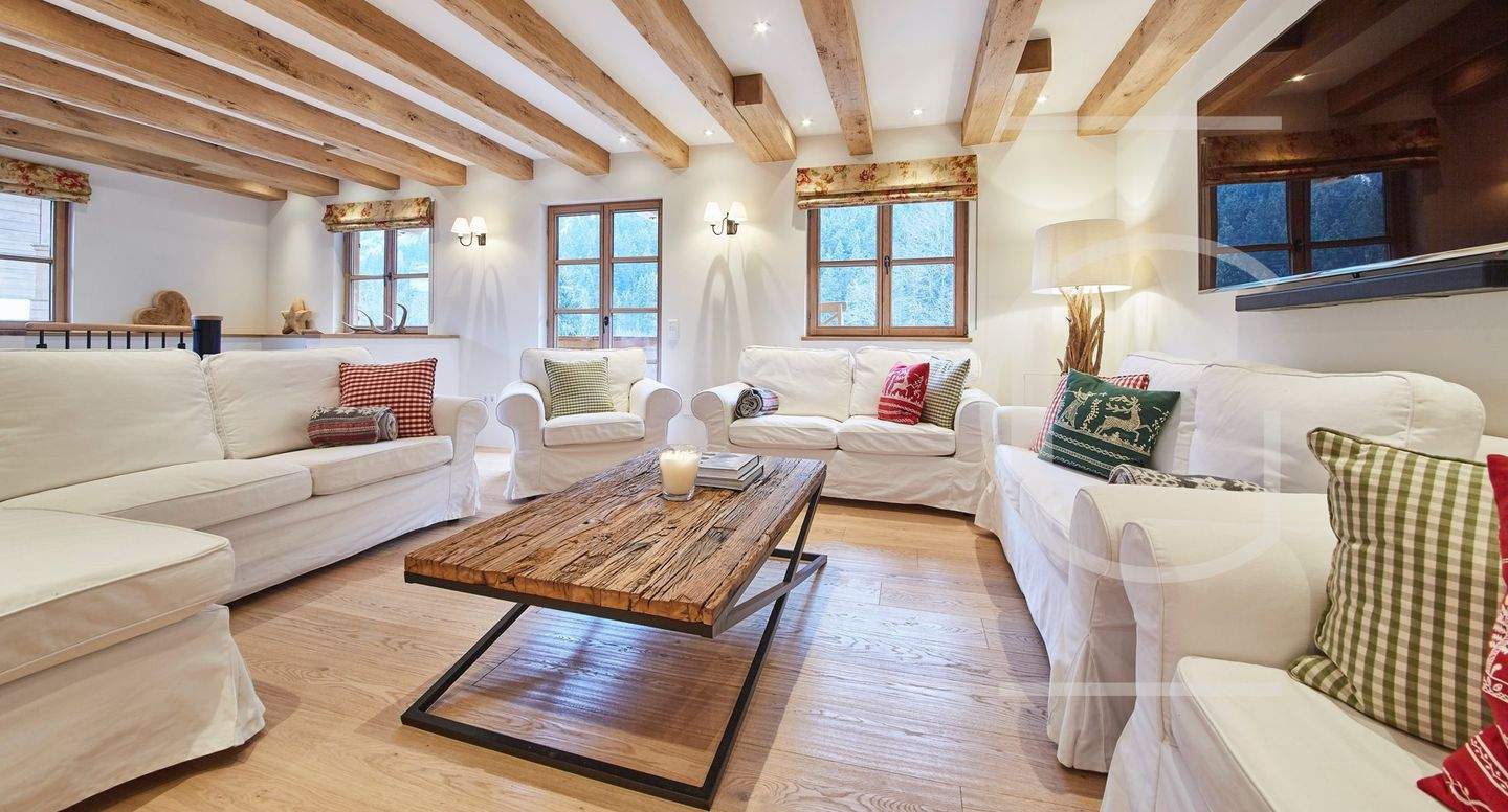 Casa de 8 habitaciónes en Saalbach-Hinterglemm, Austria No. 173152