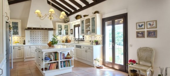 5 Schlafzimmer Villa in Malaga, Spain, Nr. 102950 5