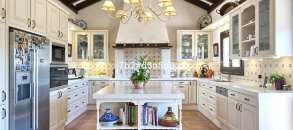 5 Schlafzimmer Villa in Malaga, Spain, Nr. 102950 11