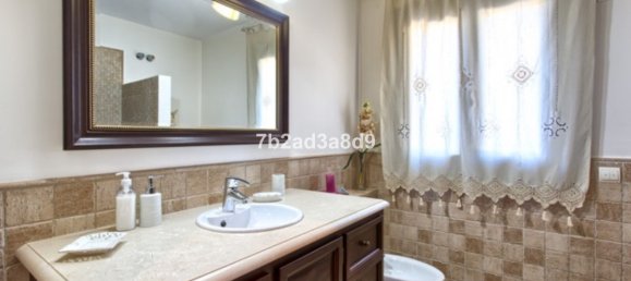 5 Schlafzimmer Villa in Malaga, Spain, Nr. 102950 23