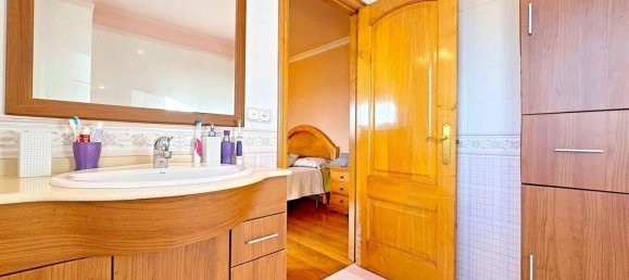 6 bedrooms House in A Coruna, Spain No. 46877 8