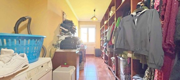 6 bedrooms House in A Coruna, Spain No. 46877 38