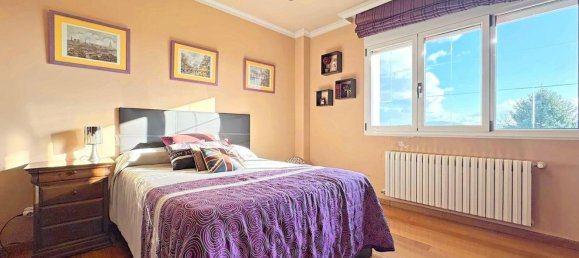 6 bedrooms House in A Coruna, Spain No. 46877 40