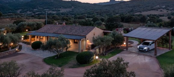 4 bedrooms Villa in Olbia, Italy No. 58722 42