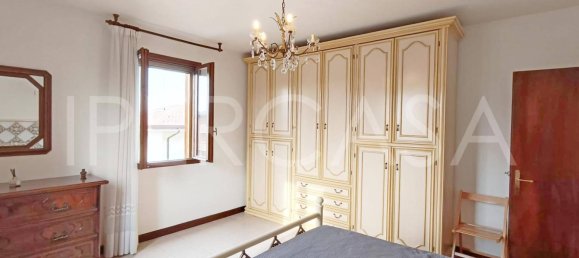 Apartamento de 2 dormitorios en Formigine, Italy No. 218498 16