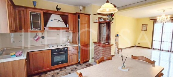Apartamento de 2 dormitorios en Formigine, Italy No. 218498 2