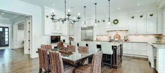 5 bedrooms House in Mississauga, Canada No. 545 9