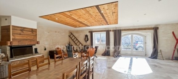 3 bedrooms House in Ancelle, France No. 194234 4