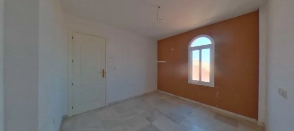 3 bedrooms Apartment in La Duquesa, Spain No. 87772 5