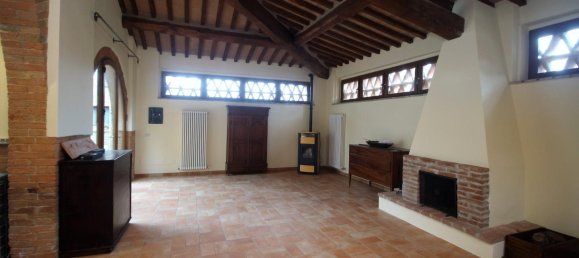 4 bedrooms Apartment in Monteriggioni, Italy No. 164570 7