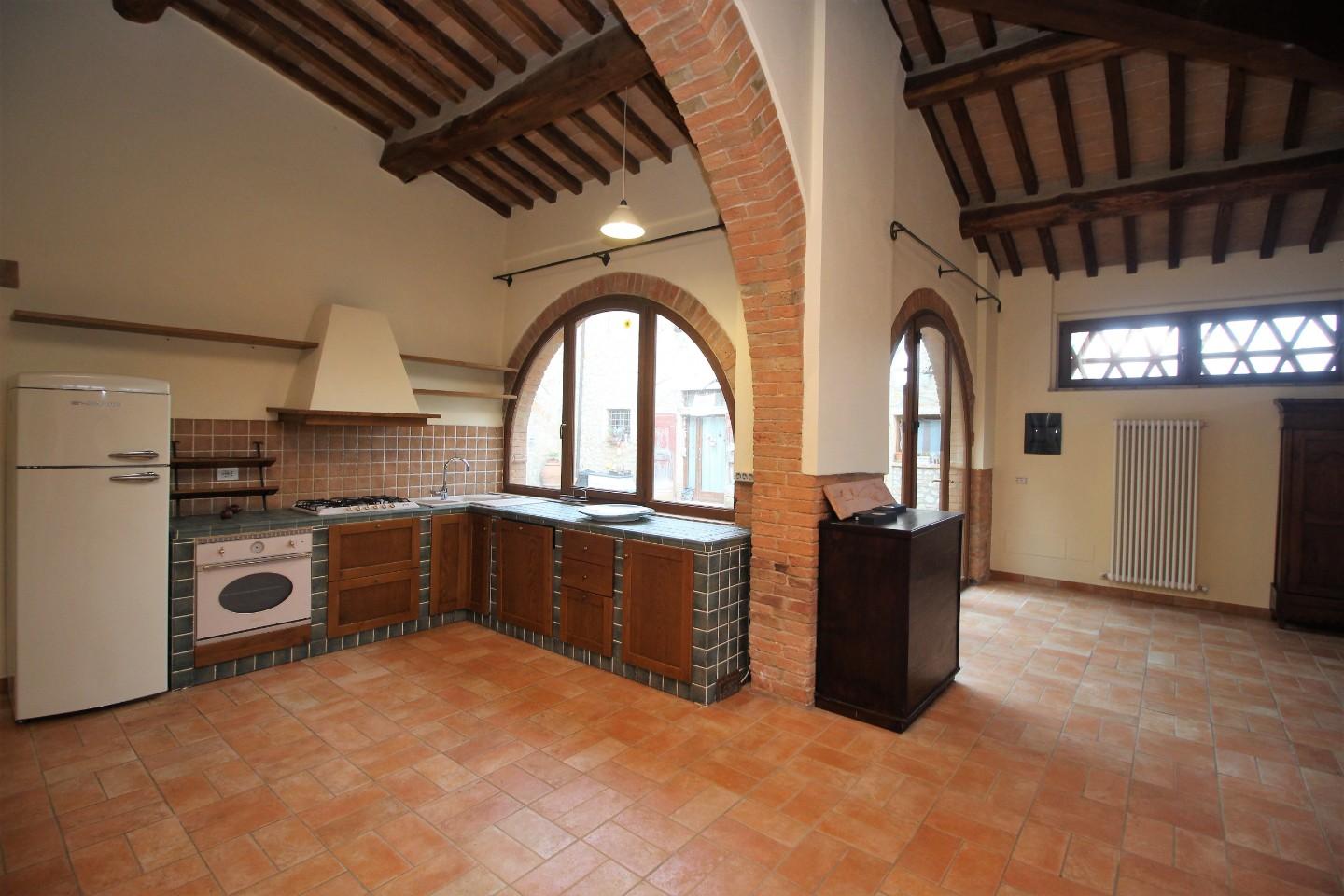 4 bedrooms Apartment in Monteriggioni, Italy No. 164570