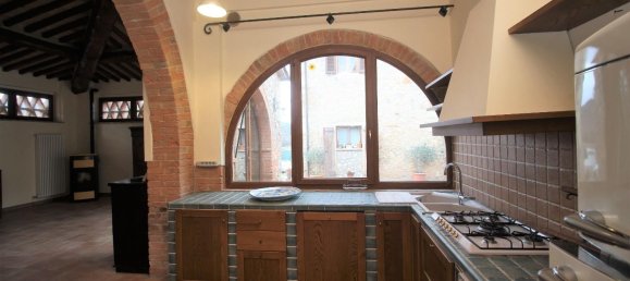 4 bedrooms Apartment in Monteriggioni, Italy No. 164570 5