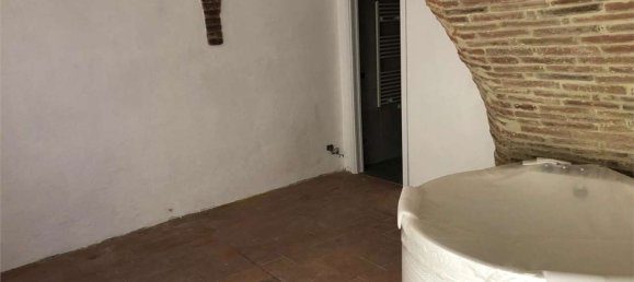 Квартира с 2 комнатами в Тоди, Италия № 263579 10