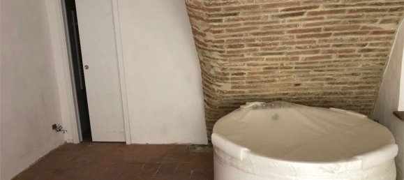 Квартира с 2 комнатами в Тоди, Италия № 263579 13